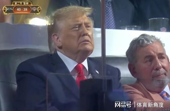 尼克斯总冠军！45分！45分啊！布伦森碾压文班亚马