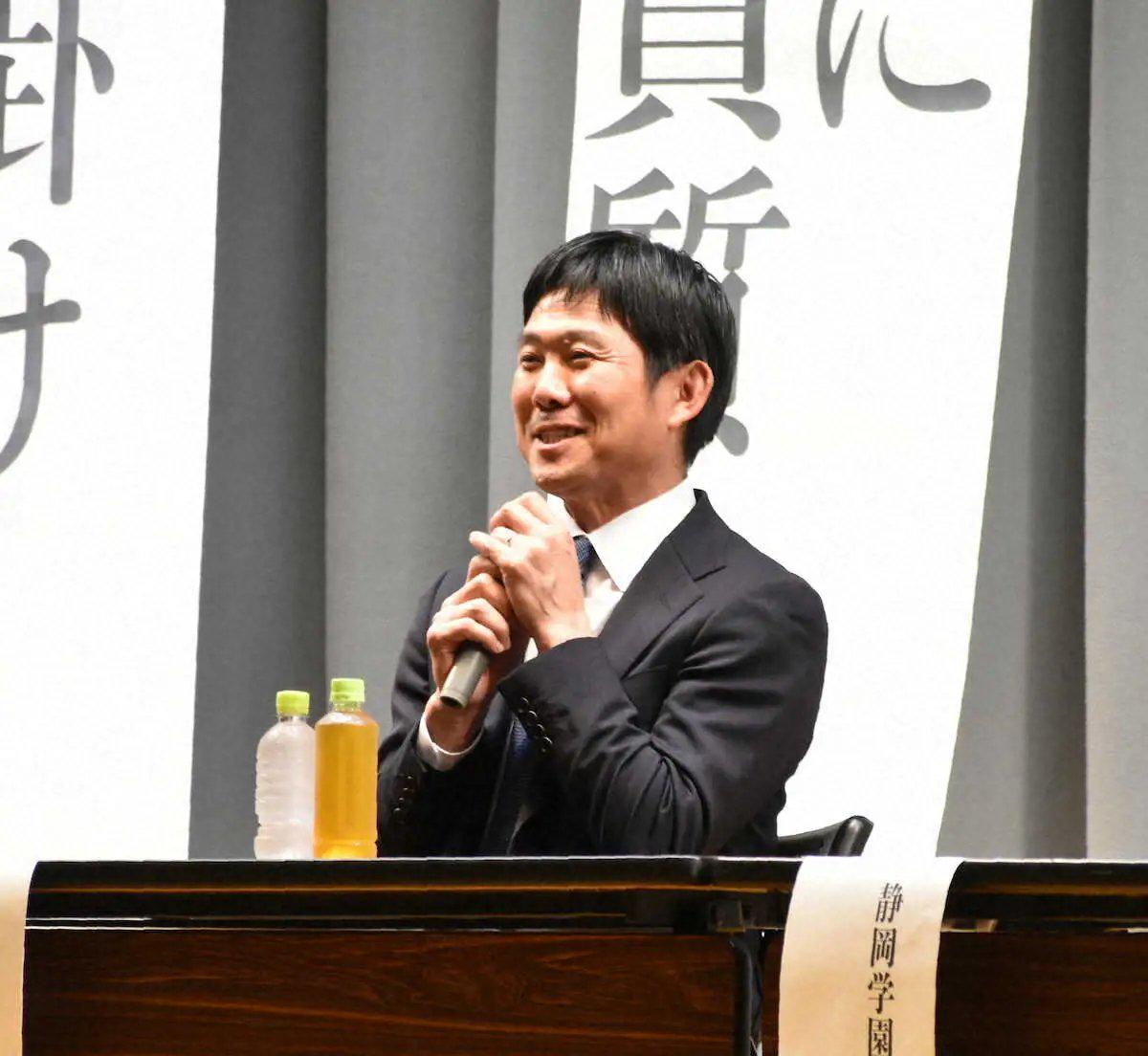 弗赖堡41大胜云达不莱梅，铃木唯人帽子戏法，马塔诺维奇1射1传
